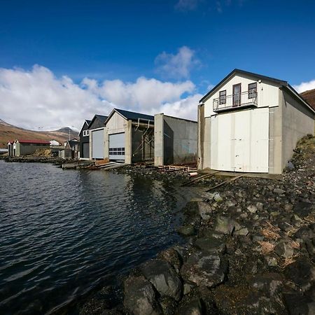 The Boathouse Villa Streymnes Екстериор снимка