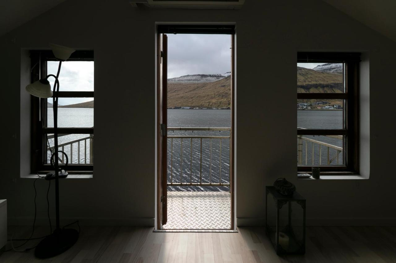 The Boathouse Villa Streymnes Екстериор снимка